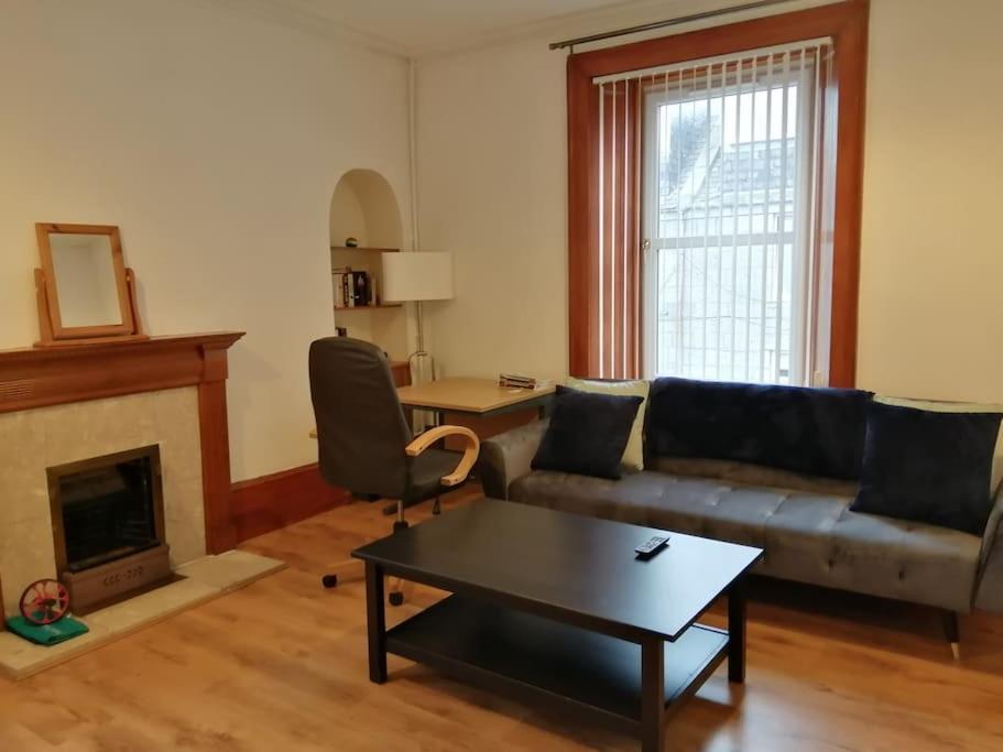 アバディーンStylish One Bed Flat With Private Parkingアパートメント エクステリア 写真